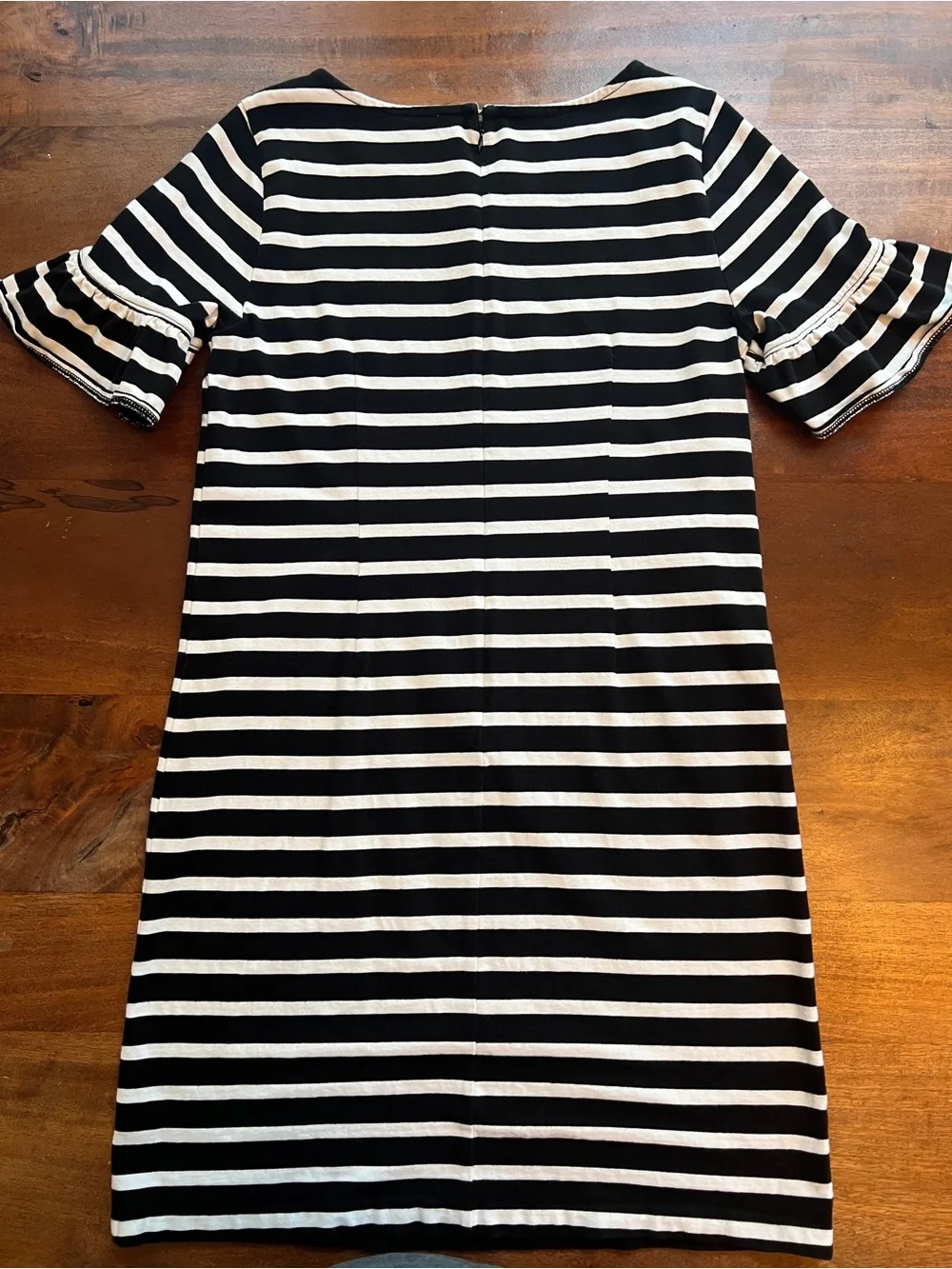 J.CREW Women’s Black/White Striped Knit Shift Dress Ruffle Bell Sleeves Zip M